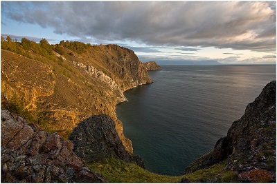 Riposare sul lago Baikal in autunno: fino alle profondità sconosciute